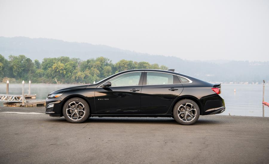  Chevrolet Malibu RS 2018 года  (фото 33 из 43)